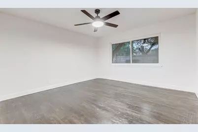 9219 Timberside Drive, Houston, TX 77025 - Photo 26