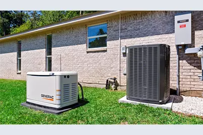 621 Hillcrest Circle, Huntsville, TX 77340 - Photo 34