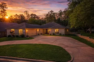621 Hillcrest Circle, Huntsville, TX 77340 - Photo 2