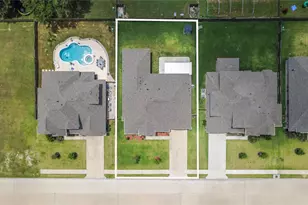 1577 Elm Ct, Angleton, TX 77515 - Photo 40