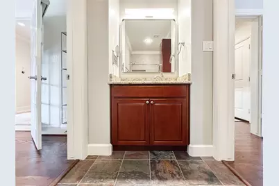 4042 Bellefontaine St, Houston, TX 77025 - Photo 8