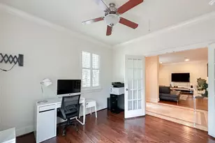 4042 Bellefontaine St, Houston, TX 77025 - Photo 6