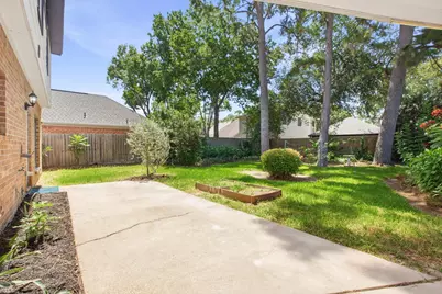 18319 Oakhampton Drive, Houston, TX 77084 - Photo 34