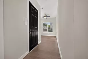 8802 Hollister Pine Ct, Houston, TX 77080 - Photo 10