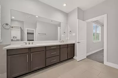 8802 Hollister Pine Court, Houston, TX 77080 - Photo 44