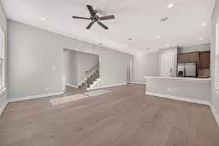8802 Hollister Pine Ct, Houston, TX 77080 - Photo 20