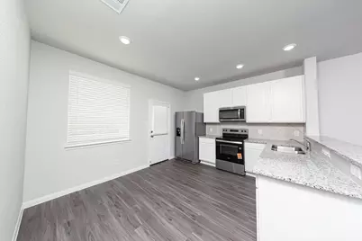 8128 Vanilla Orchid Drive, Houston, TX 77016 - Photo 6