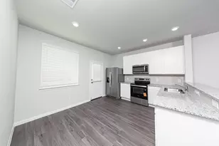 8128 Vanilla Orchid Dr, Houston, TX 77016 - Photo 6