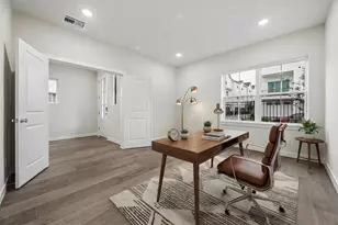6330 Paddington Bnd Dr, Houston, TX 77008 - Photo 4