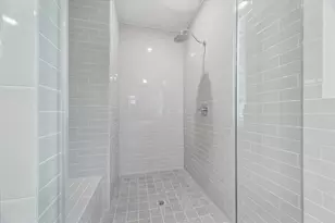 6330 Paddington Bnd Dr, Houston, TX 77008 - Photo 14