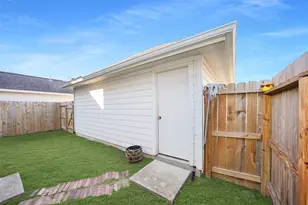 6423 Austinville Dr, Katy, TX 77449 - Photo 18