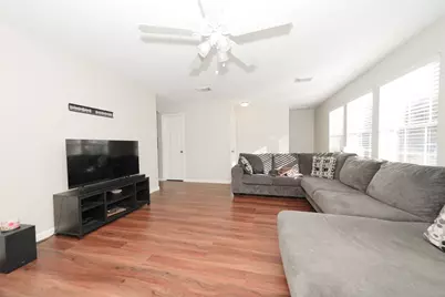 6423 Austinville Drive, Katy, TX 77449 - Photo 2