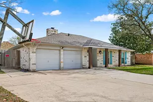 805 Camelot Ln, Friendswood, TX 77546 - Photo 48