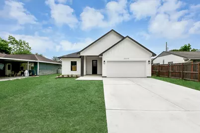 3304 Bond Street, Pasadena, TX 77503 - Photo 2