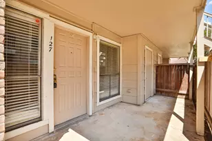 2100 Wilcrest Dr, Houston, TX 77042 - Photo 32