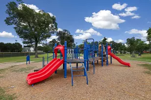 2626 Druid St, Houston, TX 77091 - Photo 22