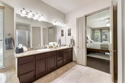 14 Dewlight Place, The Woodlands, TX 77354 - Photo 20