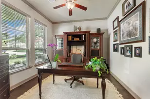 14 Dewlight Pl, The Woodlands, TX 77354 - Photo 6