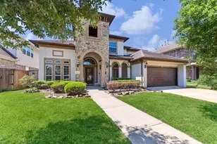 6015 Turner Shadow Ln, Sugar Land, TX 77479 - Photo 1