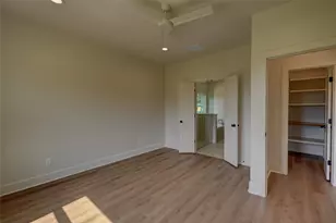 1033 S Masonic St, Bellville, TX 77418 - Photo 16