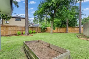 2904 Frostwood Cir, Dickinson, TX 77539 - Photo 40