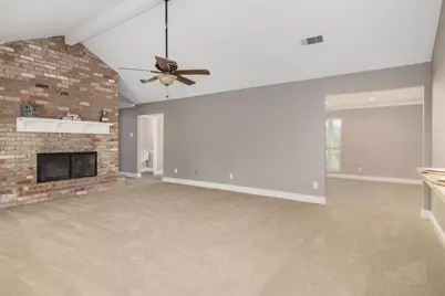 2904 Frostwood Circle, Dickinson, TX 77539 - Photo 10