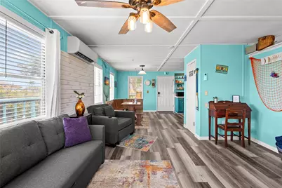 1617 Avenue J, Dickinson, TX 77539 - Photo 6