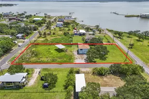 1617 Avenue J, Dickinson, TX 77539 - Photo 36