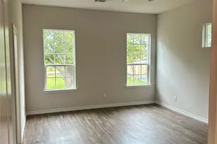 205 3rd St, Rosenberg, TX 77471 - Photo 4