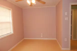 1305 Jennifer Ln, Houston, TX 77029 - Photo 6