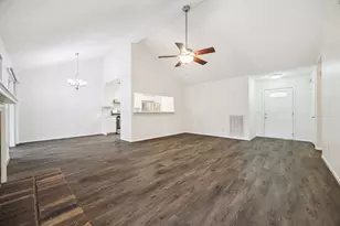 3923 Windmill St, Sugar Land, TX 77479 - Photo 4