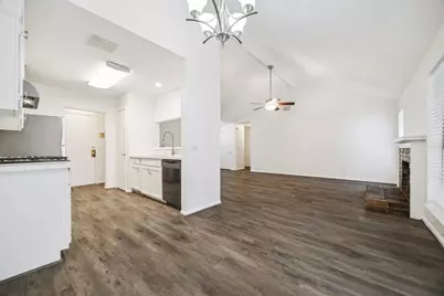 3923 Windmill Street, Sugar Land, TX 77479 - Photo 6