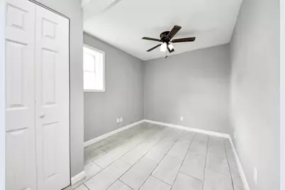 7919 Brays Street #D, Houston, TX 77012 - Photo 14