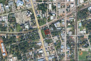 109 S San Jacinto St, Conroe, TX 77301 - Photo 1