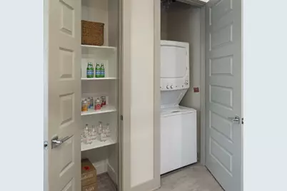 401 W 25th Street #1105, Houston, TX 77008 - Photo 12