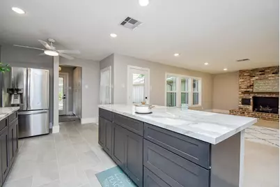 7618 Highmeadow Drive, Houston, TX 77063 - Photo 6