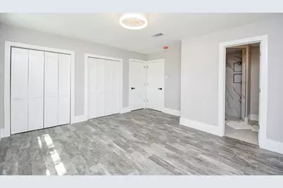 7618 Highmeadow Drive, Houston, TX 77063 - Photo 10