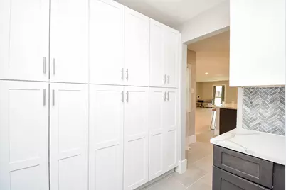 7618 Highmeadow Drive, Houston, TX 77063 - Photo 16