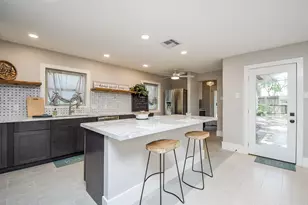7618 Highmeadow Dr, Houston, TX 77063 - Photo 4