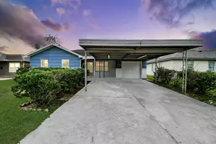 8534 Fillmore St, Houston, TX 77029 - Photo 4