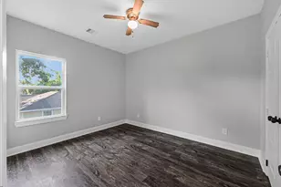 2116 Sam Wilson St, Houston, TX 77020 - Photo 14