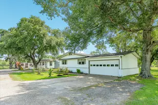 2230 Nancy St, Alvin, TX 77511 - Photo 8