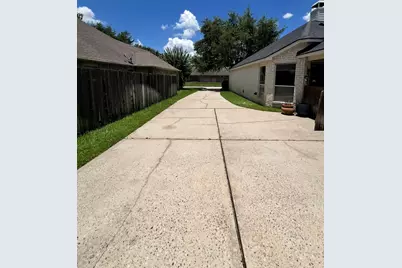 7506 Opal Hill Lane, Humble, TX 77396 - Photo 22