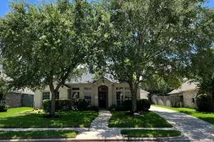 7506 Opal Hill Ln, Humble, TX 77396 - Photo 2