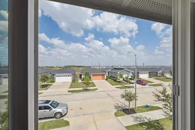 2818 Chancery Summit Court, Houston, TX 77047 - Photo 16