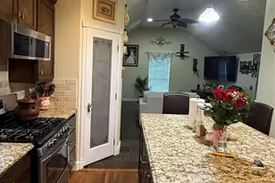 404 Clark Street N, Eagle Lake, TX 77434 - Photo 4