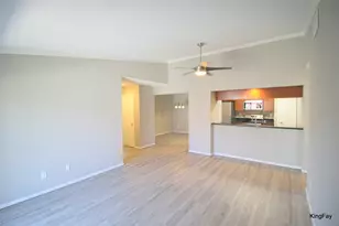 8100 Cambridge St, Houston, TX 77054 - Photo 6