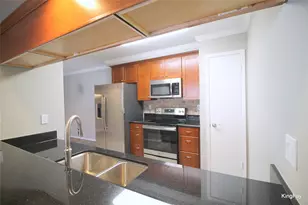 8100 Cambridge St, Houston, TX 77054 - Photo 1