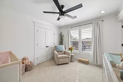 215 E 26th Street, Houston, TX 77008 - Photo 24