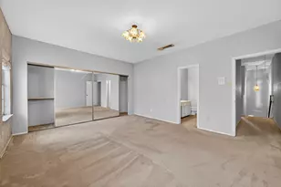 360 Wilcrest Dr, Houston, TX 77042 - Photo 38